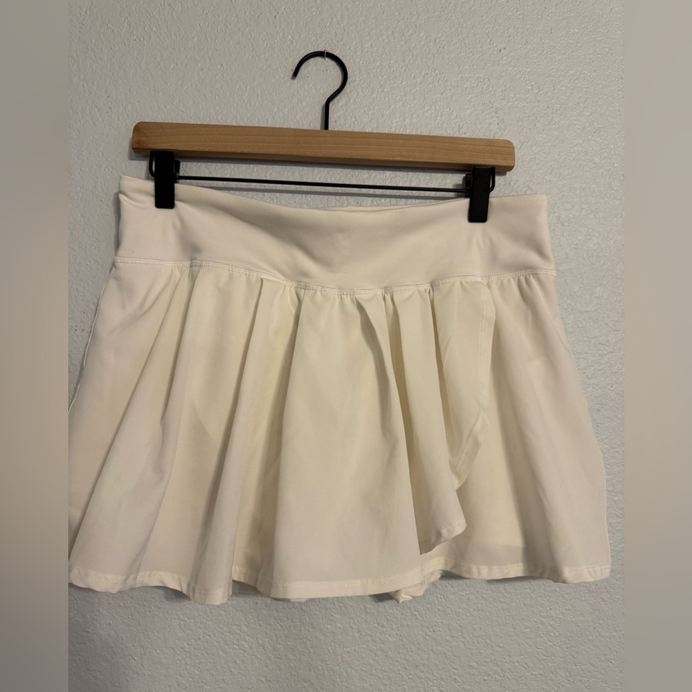 JoyLab White-Cream Mini Skort